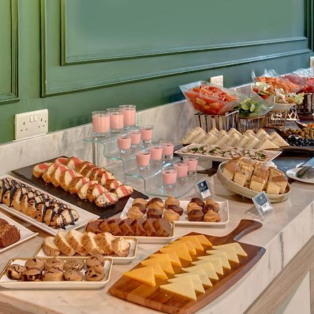 דובאי Wescott Hotel מראה חיצוני תמונה