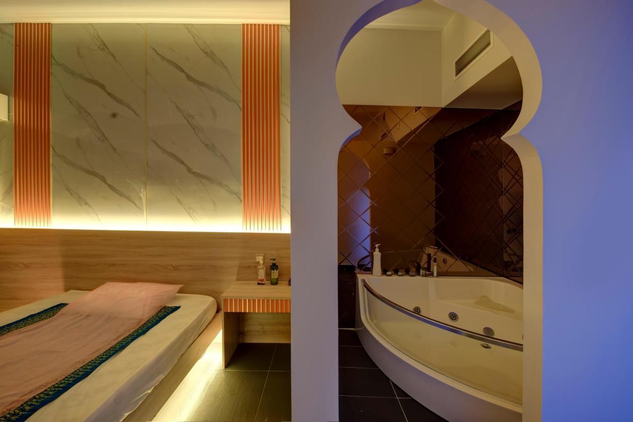 דובאי Wescott Hotel מראה חיצוני תמונה