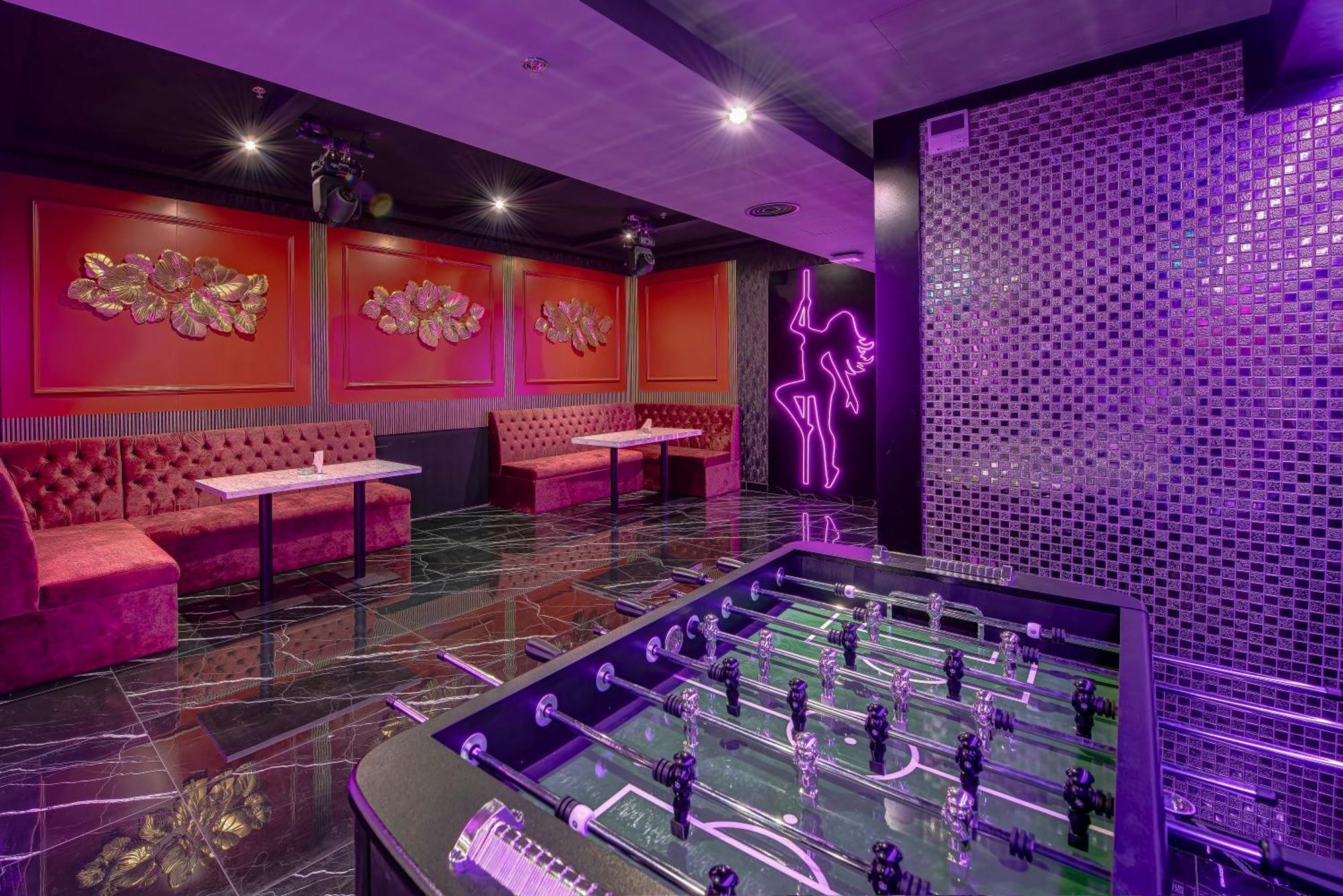 דובאי Wescott Hotel מראה חיצוני תמונה