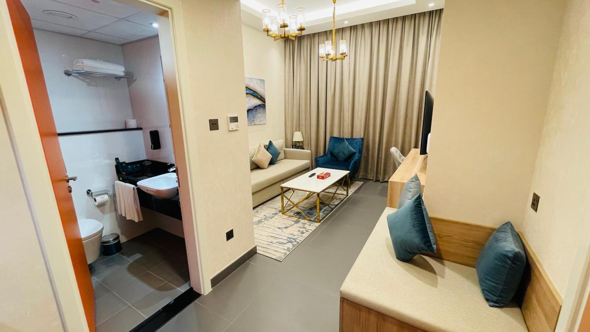 דובאי Wescott Hotel מראה חיצוני תמונה
